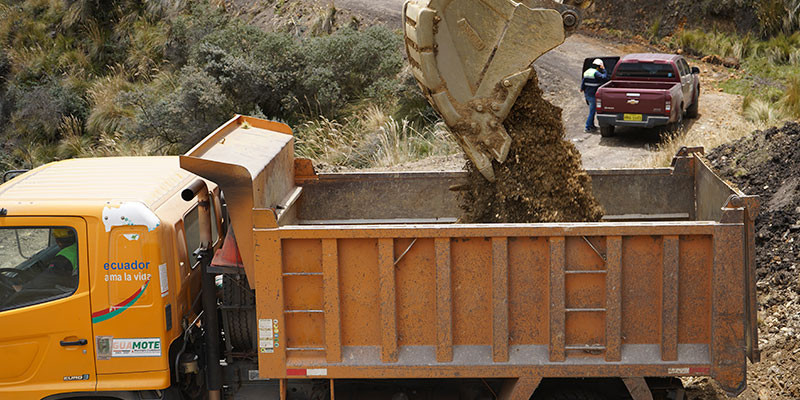 CONTINUA_EL_LASTRADO_VIAL_ATAPO_SILLACAJAS_PARA_WEB_3.jpg