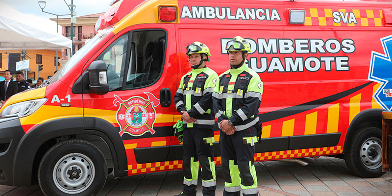 ENTREGA_DE_NUEVOS_EQUIPOS_A_BOMBEROS_PARA_WEB_2.jpg