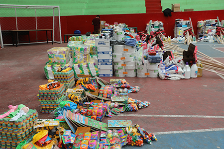EN_EL_COLISEO_RAFAEL_BRITO_MENDOZA_SE_DESARROLLÓ_LA_ENTREGA_DE_MATERIALES_DE_ASEO_Y_LIMPIEZA_5.png