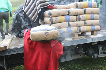 PARA_WEB_4_ENTREGA_DE_MATERIALES_SABLOG_SAN_ISIDRO.png