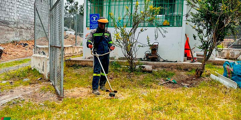 LIMPIEZA DE ESPACIOS DE LA PLANTA DE TRATAMIENTO DEL SISTEMA DE ALCANTARILLADO SANITARIO