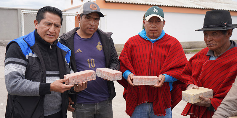 ENTREGA DE MATERIALES EN LA COMUNIDAD SAN JOSÉ DE CONCEPCIÓN EL MOLINO