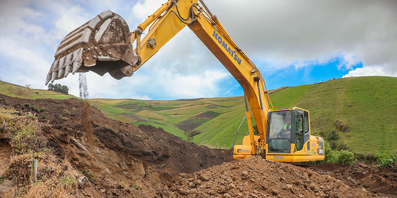 LASTRADO VIAL EN LA COMUNIDAD SABLOG GAMPALÁ