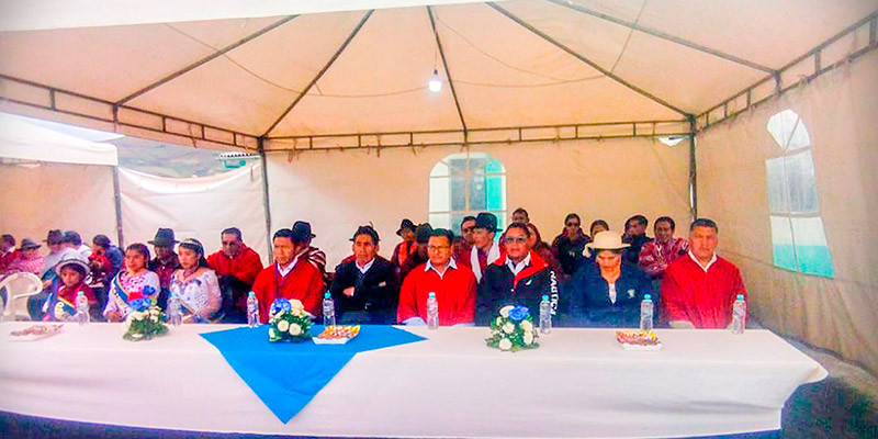 SESIÓN SOLEMNE DEL CENTRO COMUNITARIO INTERCULTURAL BILINGÜE DE EDUACCIÓN GENERAL BÁSICA GALTE YAGUACHI